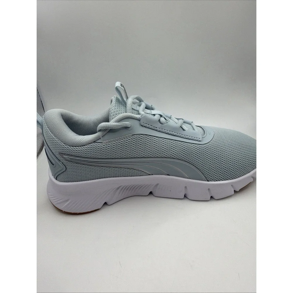 Puma women focus